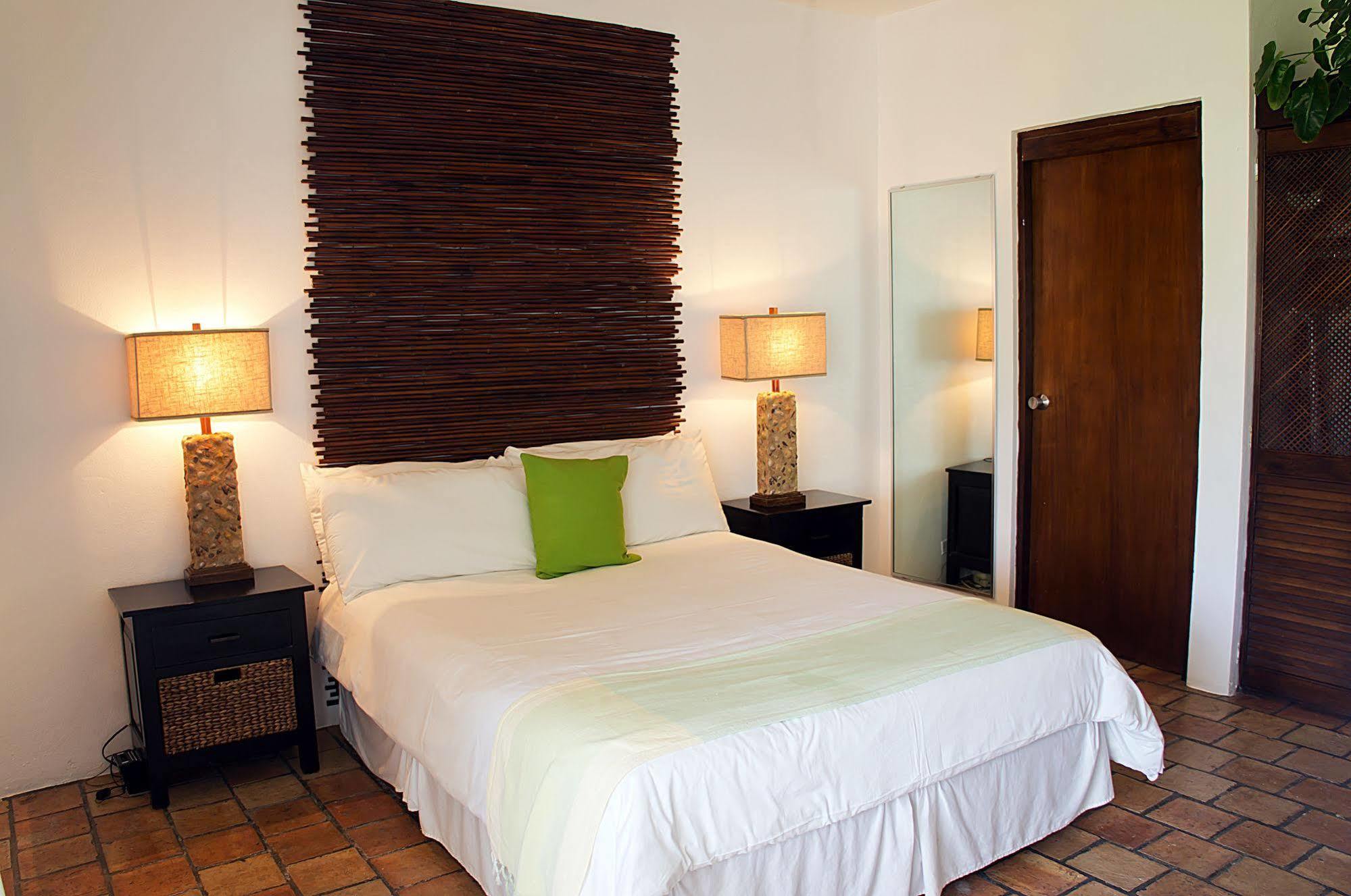 Anacaona Boutique Hotel Meads Bay Extérieur photo